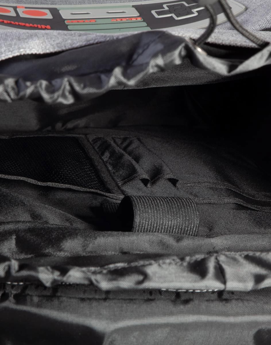 plecak-nintendo-nes-controller-04