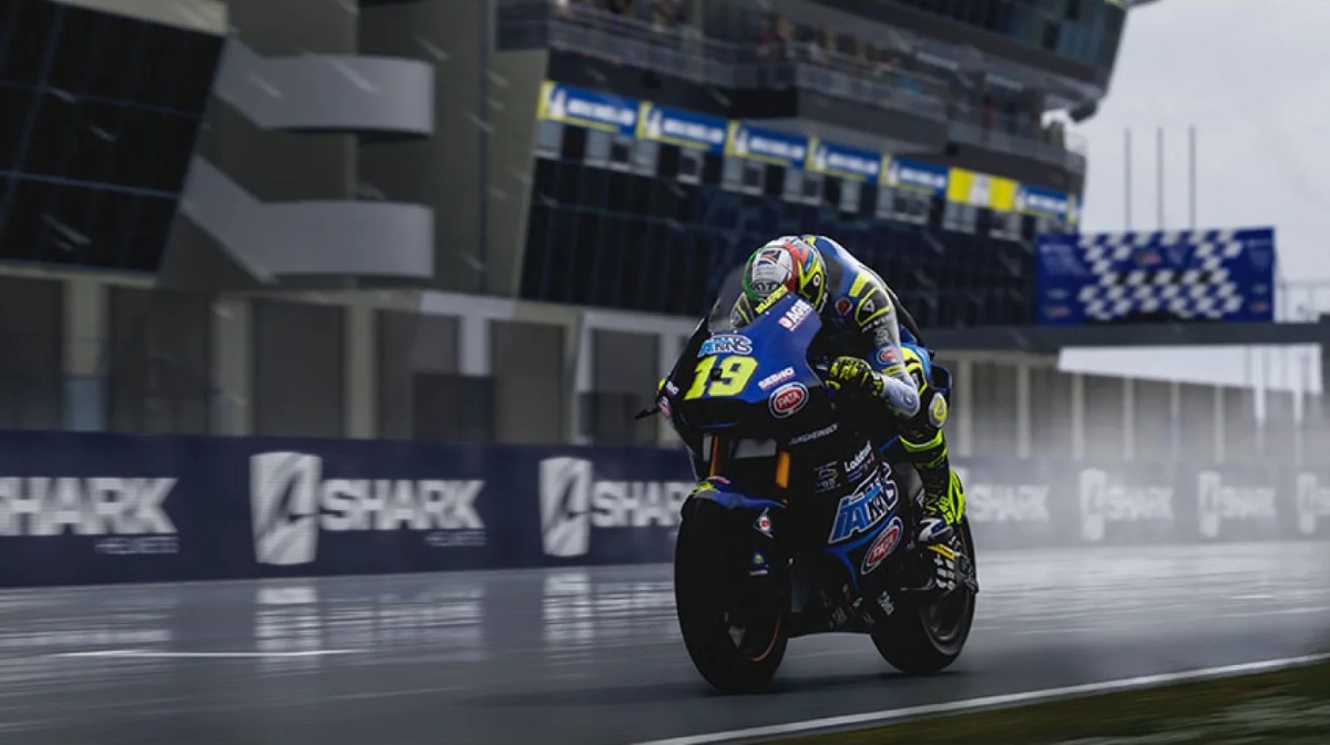 motogp-22-kod-w-pudelku-06