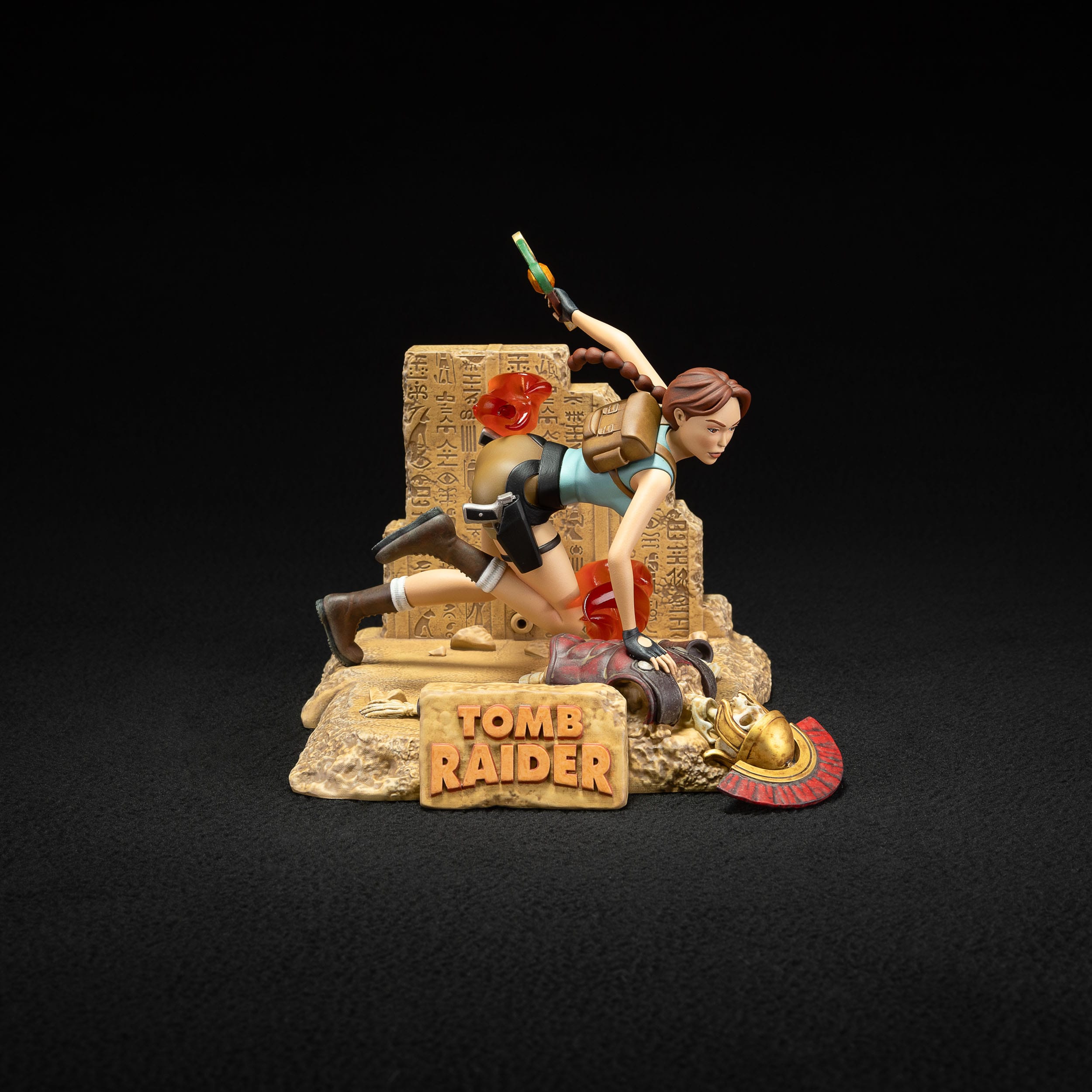 tomb-raider-1996-statua-pvc-lara-croft-classic-era-17-cm-04