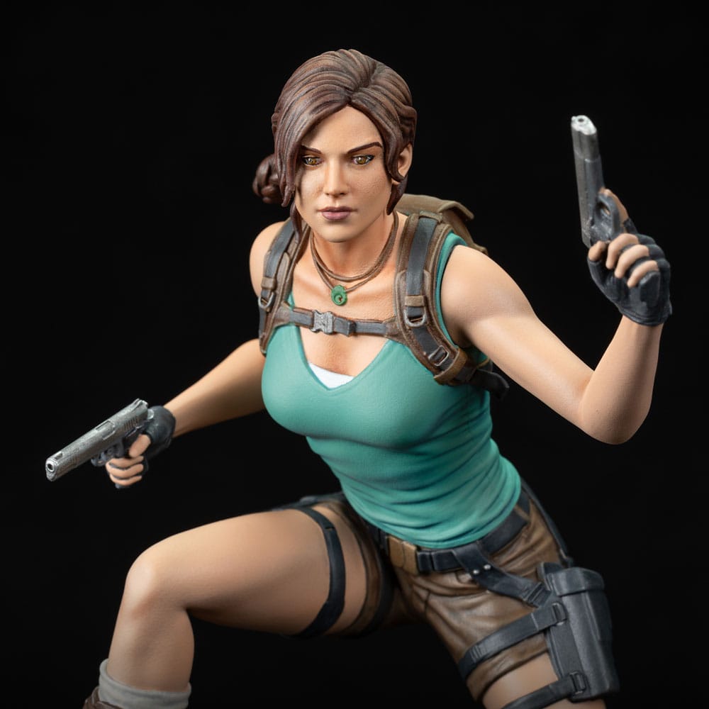 tomb-raider-pvc-statue-lara-croft-24-cm-08